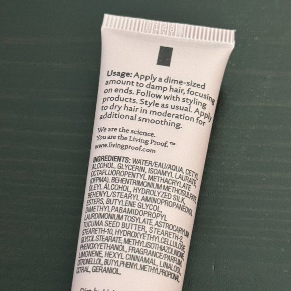 Living Proof Restore Instant Repair repairing lotion - Picture 9 of 11